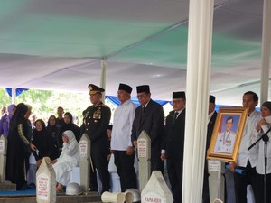 SBY, Menko Polkam hingga Kapolri Hadiri Pemakaman Mantan Panglima TNI Widodo AS