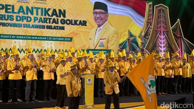 Sekjen Golkar Muhammad Sarmuji melantik Ilham Arief Sirajuddin sebagai ketua DPD Golkar Sulsel 2025-2030. Sekjen Golkar Muhammad Sarmuji melantik Ilham Arief Sirajuddin sebagai ketua DPD Golkar Sulsel 2025-2030.