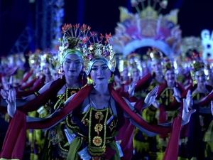 Empat siswi Sekolah Rakyat Banyuwangi tampil di Festival Gandrung Sewu 2026, mengembangkan bakat seni dan kecintaan terhadap budaya lokal.