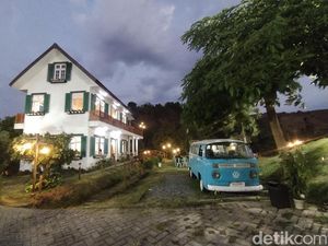 Menikmati Senja Bernuansa Pedesaan Swiss di Lereng Gunung Wilis Nganjuk