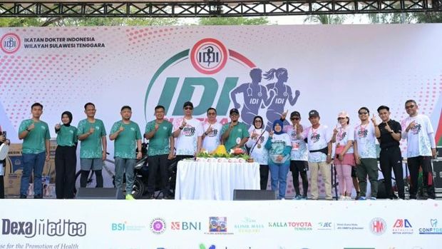 Wakil Wali Kota Kendari Sudirman mengikuti IDI Run 2026. Wakil Wali Kota Kendari Sudirman mengikuti IDI Run 2026 dalam rangka Hari Ulang Tahun (HUT) ke-76 Ikatan Dokter Indonesia (IDI).