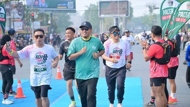 Wakil Wali Kota Kendari Sudirman mengikuti IDI Run 2026. Wakil Wali Kota Kendari Sudirman mengikuti IDI Run 2026 dalam rangka Hari Ulang Tahun (HUT) ke-76 Ikatan Dokter Indonesia (IDI).