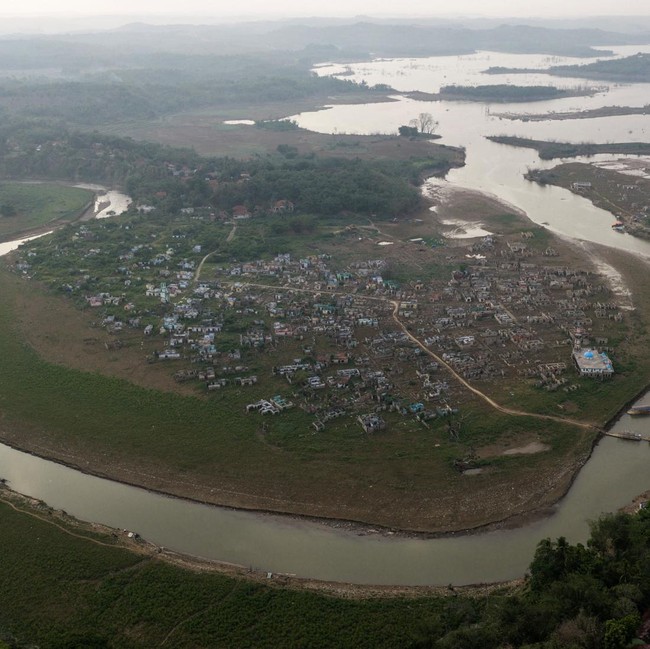 Kampung yang Hilang di Banten Muncul Lagi Saat Waduk Karian Mengering