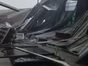 Hujan-Angin Kencang Terjang Padalarang, Rumah-Masjid Rusak