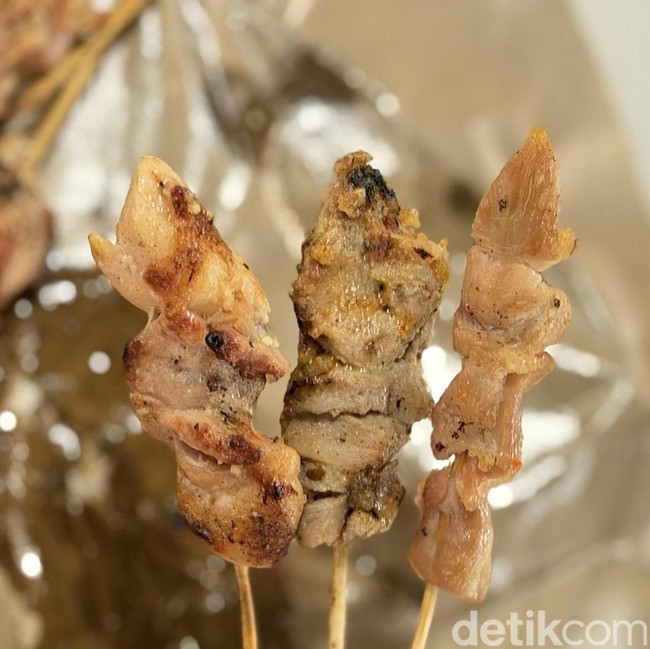 Bandingin 3 Sate Taichan Hits di Jaksel, Ini Juaranya!