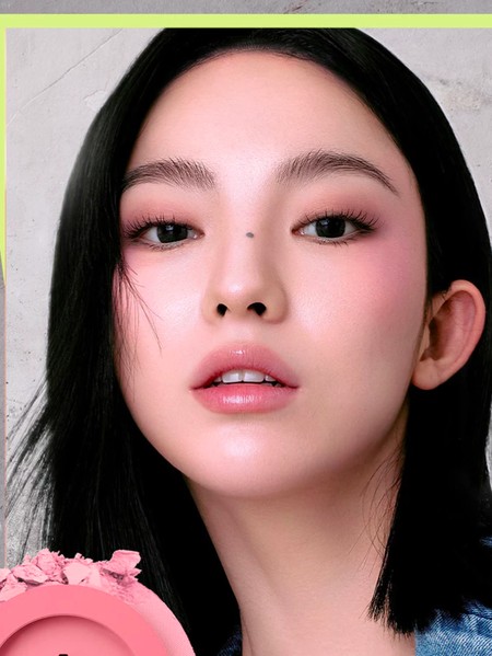 7 Rekomendasi Muted Blush yang Lagi Tren, Nggak Bikin Tampilan Menor