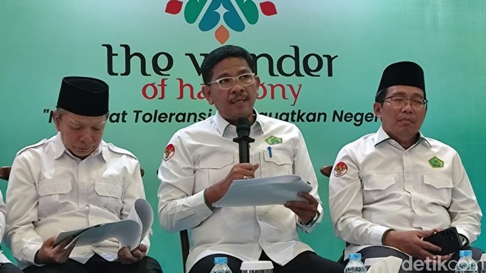 Dirjen Bimas Islam, Abu Rokhmad dalam konferensi pers di Gedung Kemenag, Senin (26/10/2026)