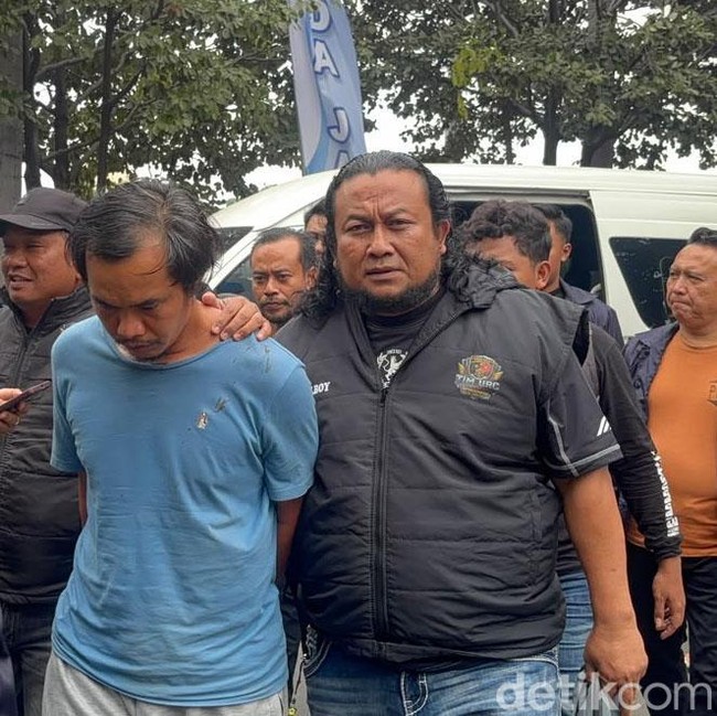 Penampakan Pelaku Pembunuhan Ibu dan Anak di Madiun
