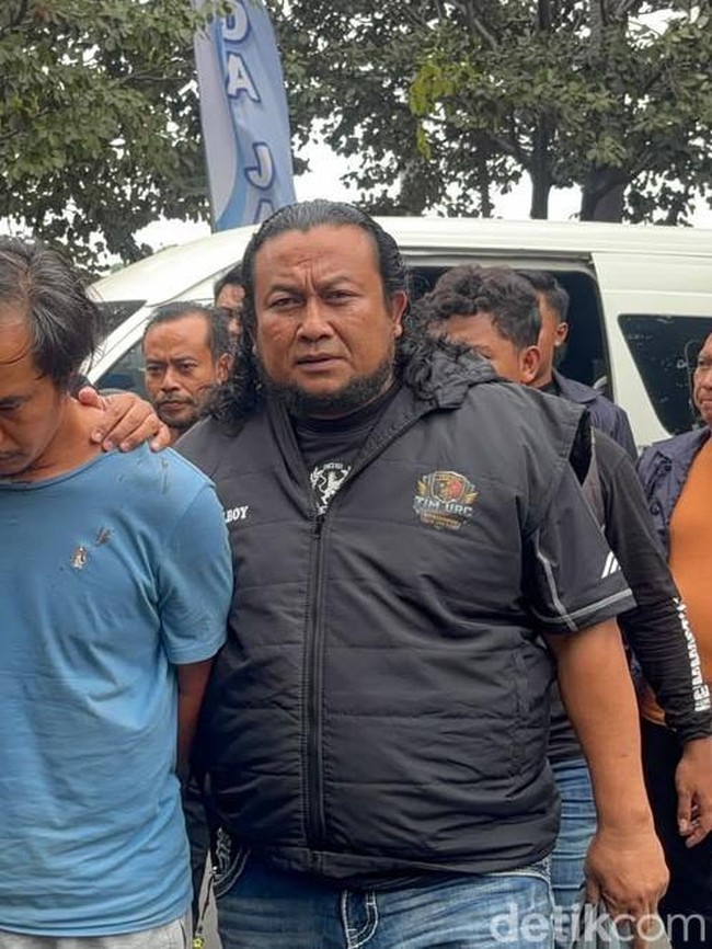 Penampakan Pelaku Pembunuhan Ibu dan Anak di Madiun