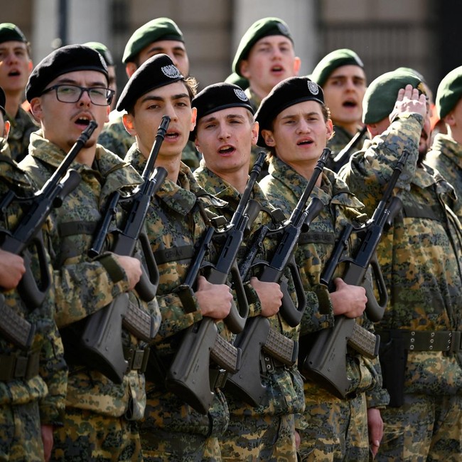 Gagah, Rekrut Militer Austria Jalani Sumpah Prajurit di Wina