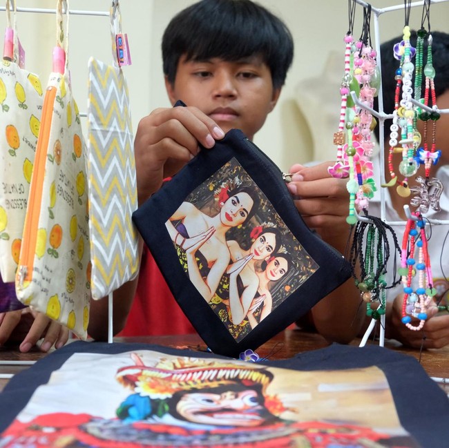 Karya Siswa Disabilitas di Bali Tembus Toko Oleh-Oleh, Harga Mulai Rp 10 Ribu