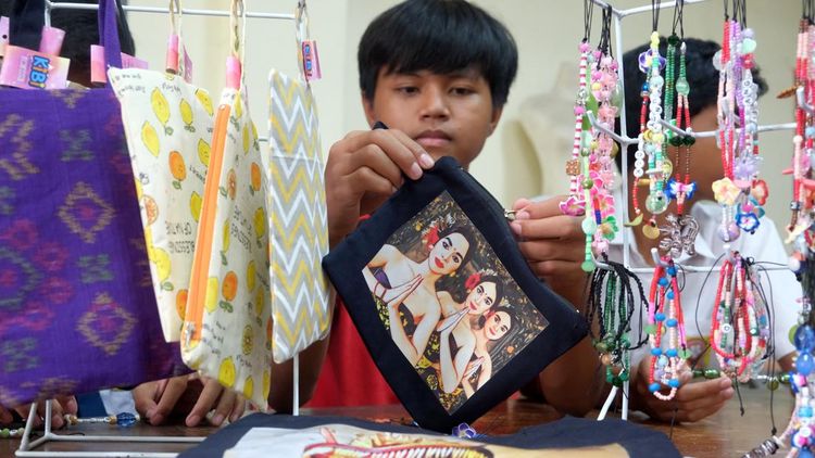 Karya Siswa Disabilitas di Bali Tembus Toko Oleh-Oleh, Harga Mulai Rp 10 Ribu