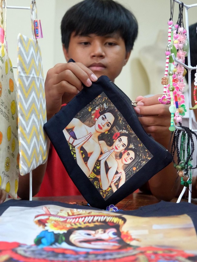 Karya Siswa Disabilitas di Bali Tembus Toko Oleh-Oleh, Harga Mulai Rp 10 Ribu