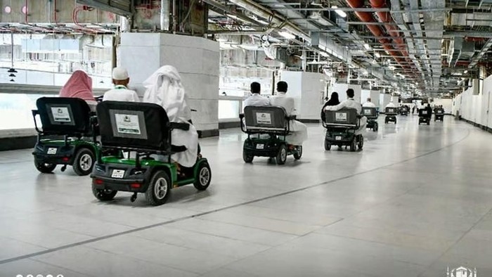 kursi roda elektrik di Makkah kursi roda elektrik di Makkah