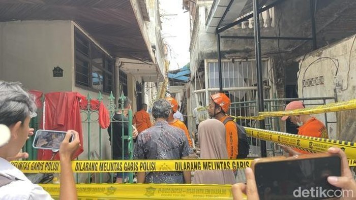 Lokasi ledakan di Kupang Segunting Surabaya.