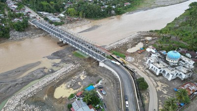 Melihat Progres Pembangunan Jembatan Penghubung Bireuen-Takengon Pascabencana
