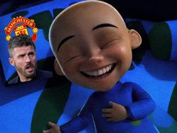 Barcelona dan MU Kalah, Meme Menohok Badut Merah Biru Bikin Nyesek