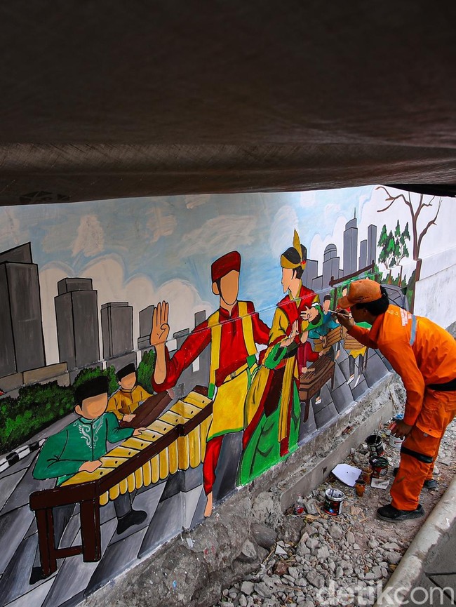 Mural Warna-warni Percantik Jalur Pejalan Kaki di Kebayoran Lama
