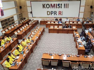 Komisi III DPR Bentuk Panja RUU Perampasan Aset, Habiburokhman Jadi Ketua
