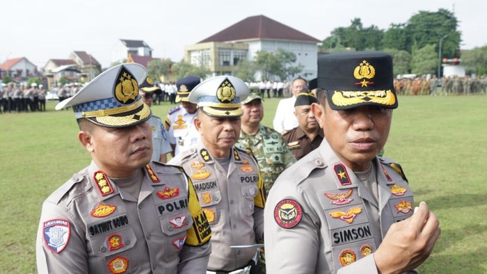 Polda Riau menggelar Operasi Patuh Lancang Kuning 2026 dengan 10 target penindakan, Senin (26/10/2026).