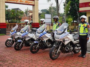 Parkir di Bahu Tol Jadi Sasaran Operasi Patuh Lodaya 2026