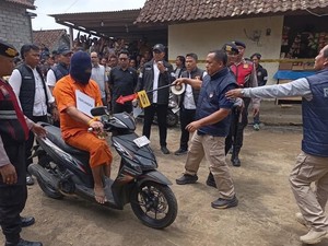 Bos Bakar Sopir Truk Peragakan 36 Adegan Disaksikan Keluarga Korban