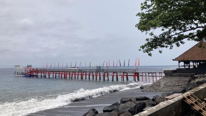 Suasana Pelabuhan Angkal saat Nyepi Segara di Desa Kampung Kusamba, Kecamatan Dawan, Klungkung, Bali, Senin (26/10/2026). (Fatih Kudus Jaelani/detikBali)
