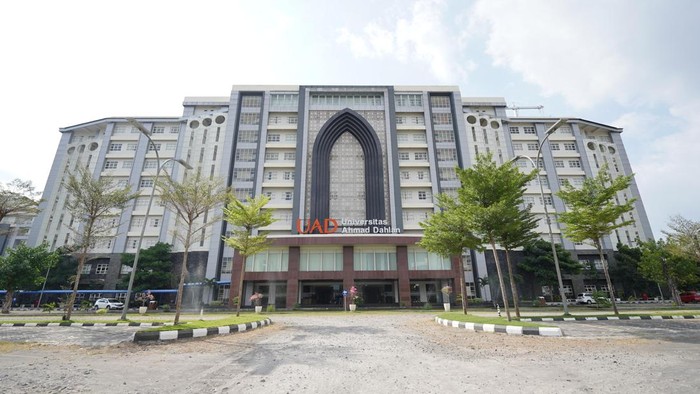 Universitas Ahmad Dahlan