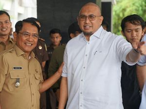 Andre Rosiade Tak Kenal Batas Dapil, Bupati Padang Pariaman: Rugi Tak Dukung Idenya