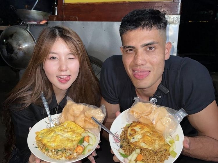 Aisar Khaled Hobi Kulineran di Indonesia, Dijamu Atta hingga Lesti Kejora