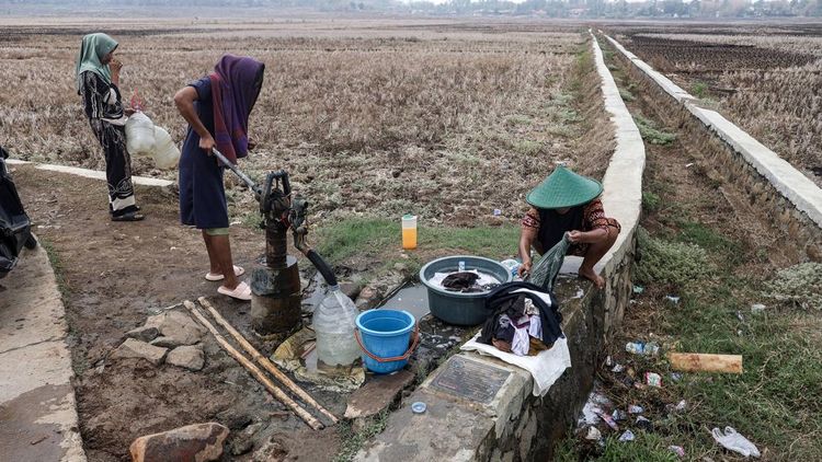 75 Persen Wilayah Indonesia Masih Kemarau, Warga Bekasi Andalkan Sumur Pompa
