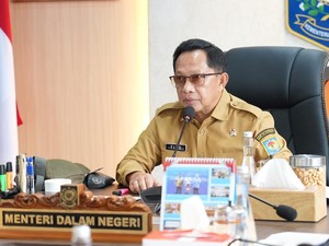 Cegah Karhutla, Mendagri Minta Pemda Perkuat Regulasi-Maksimalkan Anggaran