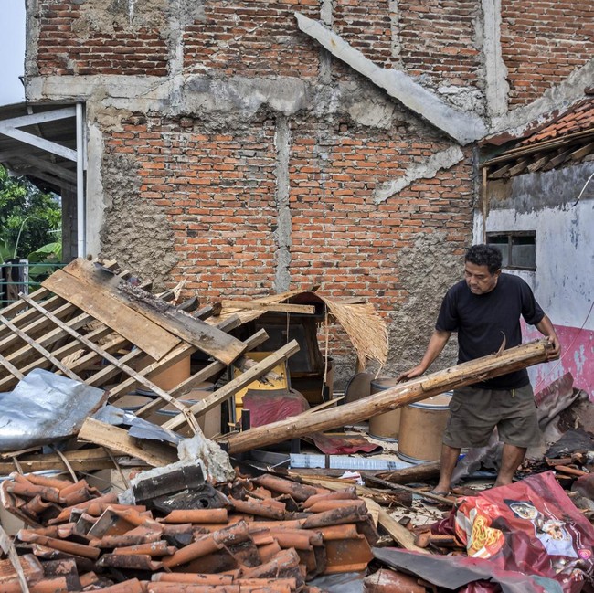 Puting Beliung Terjang Bandung Barat, 522 Rumah dan 9 Fasilitas Umum Rusak
