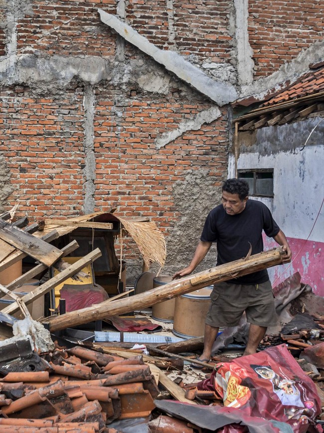 Puting Beliung Terjang Bandung Barat, 522 Rumah dan 9 Fasilitas Umum Rusak