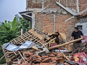 Puting Beliung Terjang Bandung Barat, 522 Rumah dan 9 Fasilitas Umum Rusak