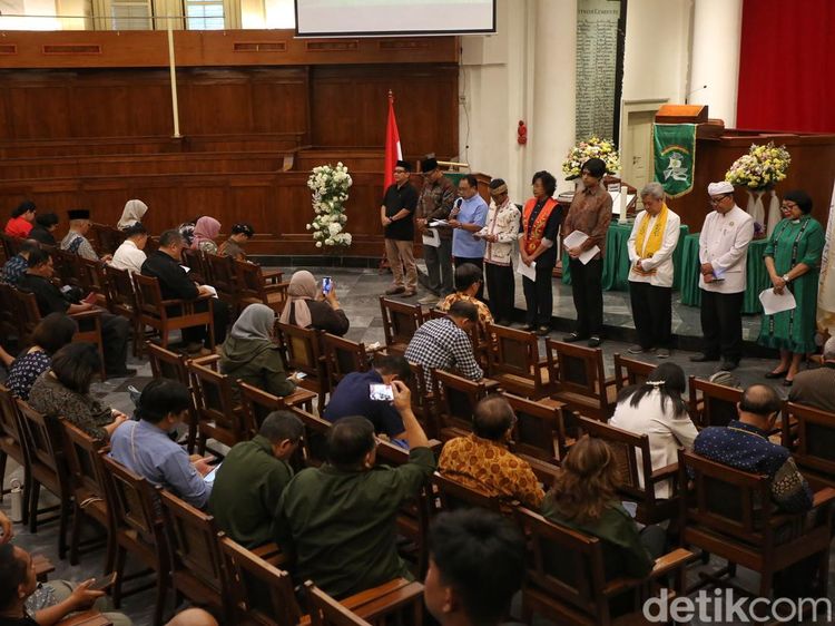 Demi Indonesia Damai, Umat Lintas Agama Gelar Doa Bersama