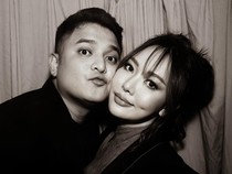 Sweet! Dian Soediro Dilamar DJ Arief Ayip Saat Ultah