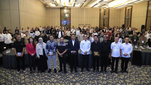 Pelatihan jurnalistik bagi staf dan tenaga ahli di lingkungan DPD RI, Selasa (27/10/2026).