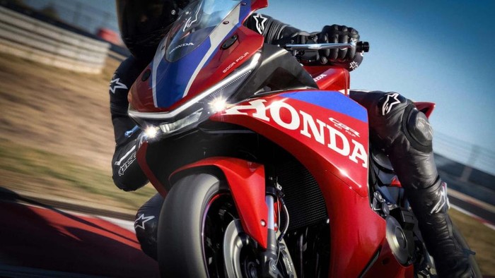 Honda CBR500 FOUR 2027 Honda CBR500 FOUR 2027