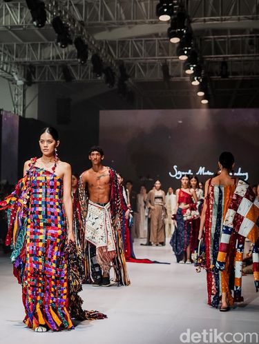 JFW Sejauh Mata Memandang