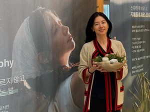 Potret Lee Young Ae Menolak Tua 23 Tahun Usai Jewel in the Palace Tayang