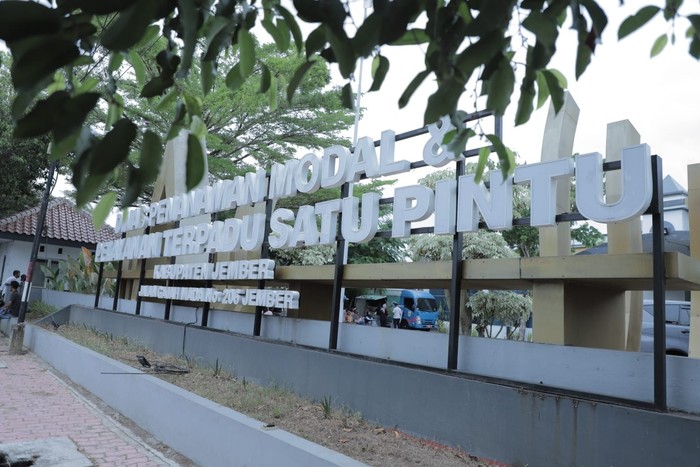 Mal Pelayanan Publik
