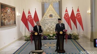Temui Menlu Singapura, Menlu Tata Tegaskan WNI Korban Pertama Asap Karhutla