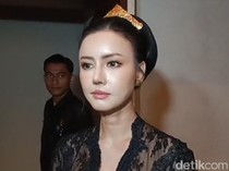 Kapok Tanam Benang dan Filler, Nita Gunawan Operasi Rekonstruksi di Shanghai