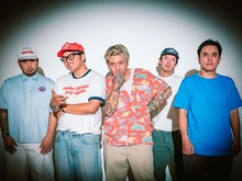Energi Kebersamaan Pee Wee Gaskins Lewat Kami Kembali