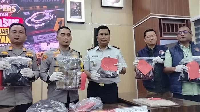 Polres OKU Selatan saat mengungkap kasus peredaran narkoba