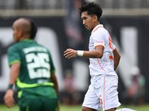 Borneo FC Unggul 1-0 di Babak Pertama, PSS Sleman Harus Main 10 Orang