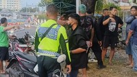 Duh! Sopir BMW Usia 19 Tahun Lawan Arah Tabrak Kakek 60 Tahun