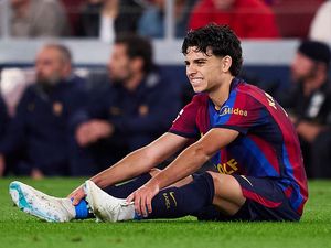 Barcelona Kalah El Clasico, Xavi Espart Cedera