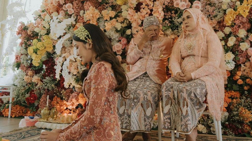 Haru Yuriska Patricia Bicara Soal Jarak dengan Orang Tua Jelang Nikah